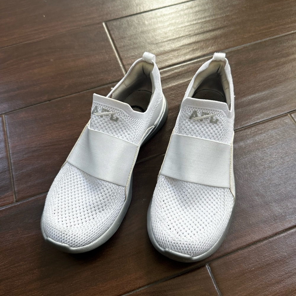 APL Athletic Propulsion Labs (APL) Techloom Bliss /White / Crome size 7 - Picture 4 of 8